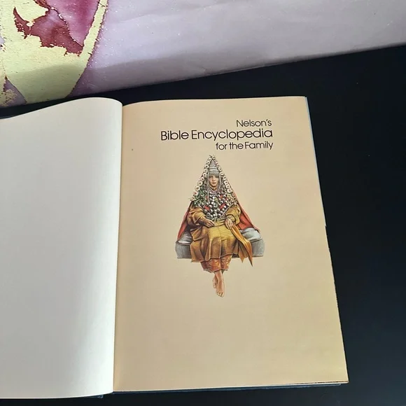 VINTAGE 1982 - NELSONS BIBLE ENCYCLOPEDIA FOR THE FAMILY HARDCOVER BOOK - Picture 4 of 10